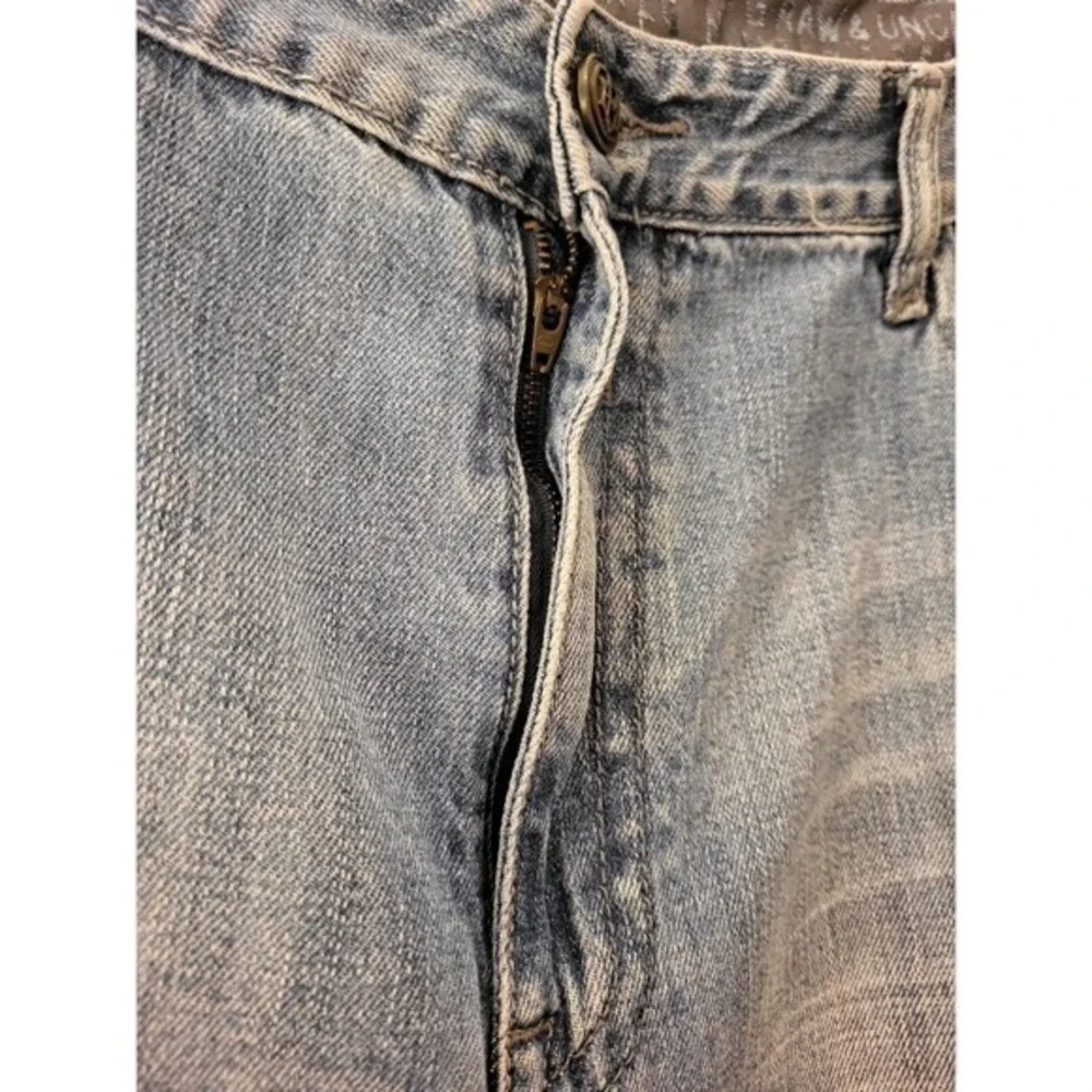 Ecko Unltd Mens Baggy Denim Shorts Light Wash Blue‎ 1972 Graphic Size 42